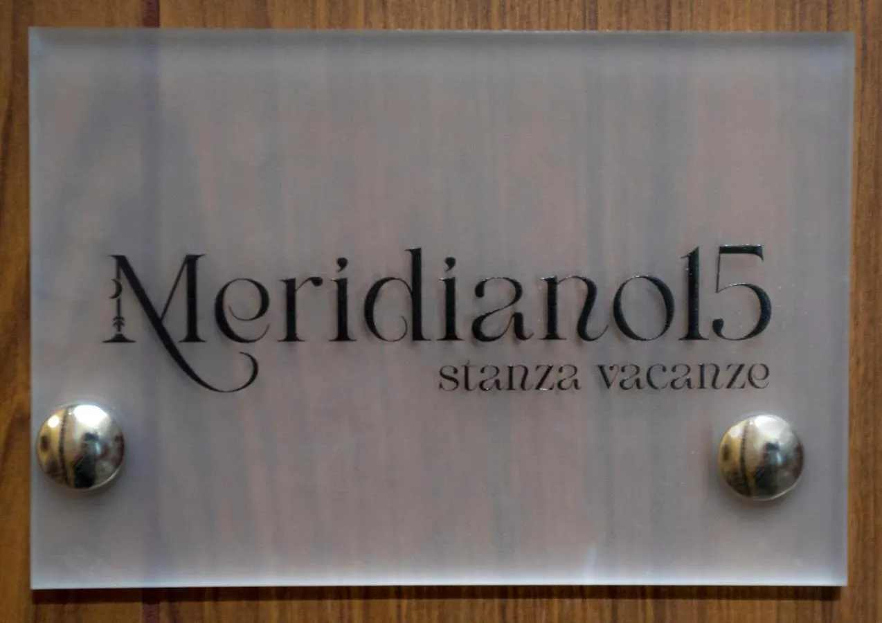 Meridiano15 Catania 0*,